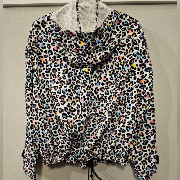 New Lularoe Women's Cheetah Print Jacket sz large - Picture 5 of 6